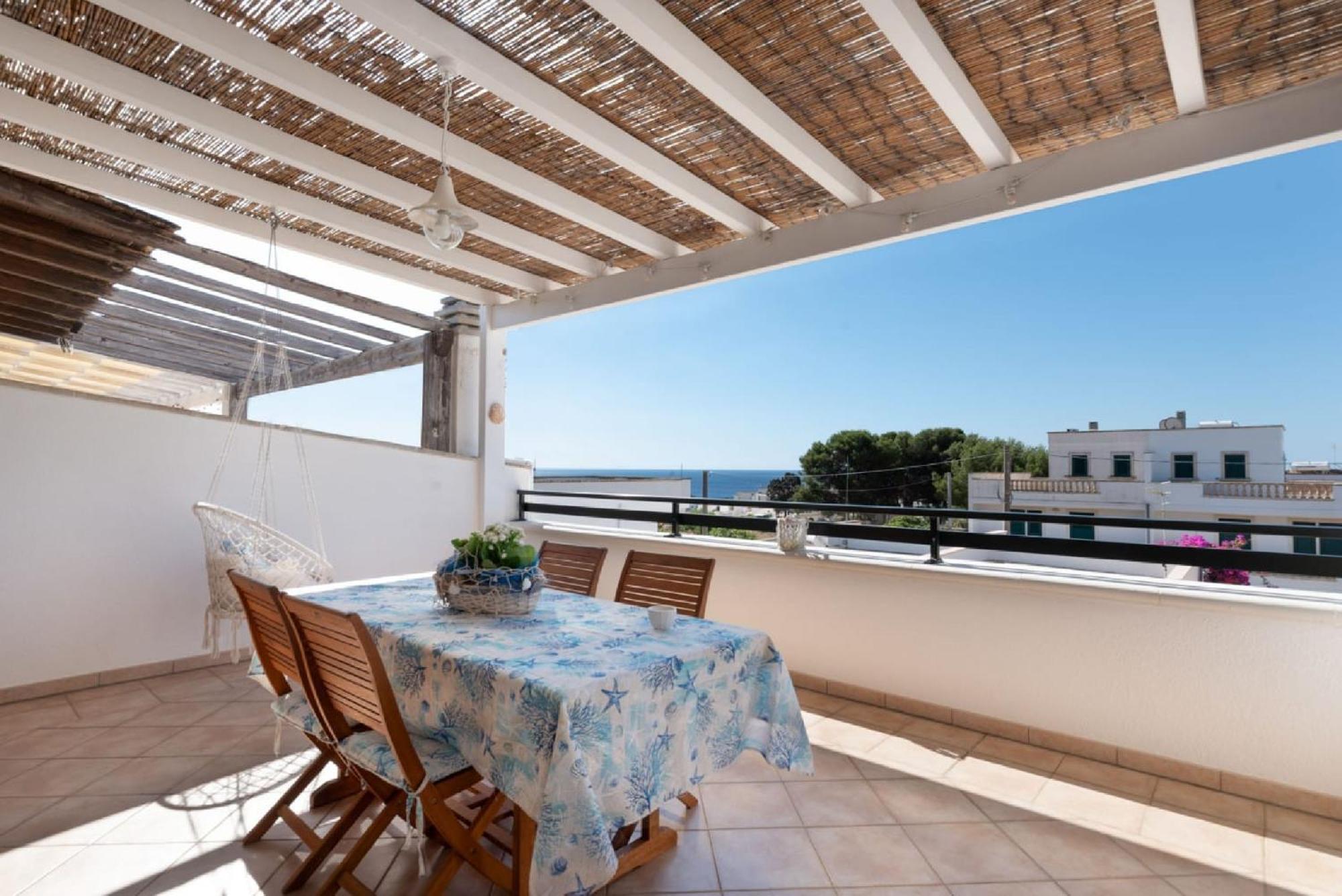 Casa Vacanze Orlando - Con Veranda Vista Mare a 200M dal Mare Santa Maria di Leuca Exterior foto